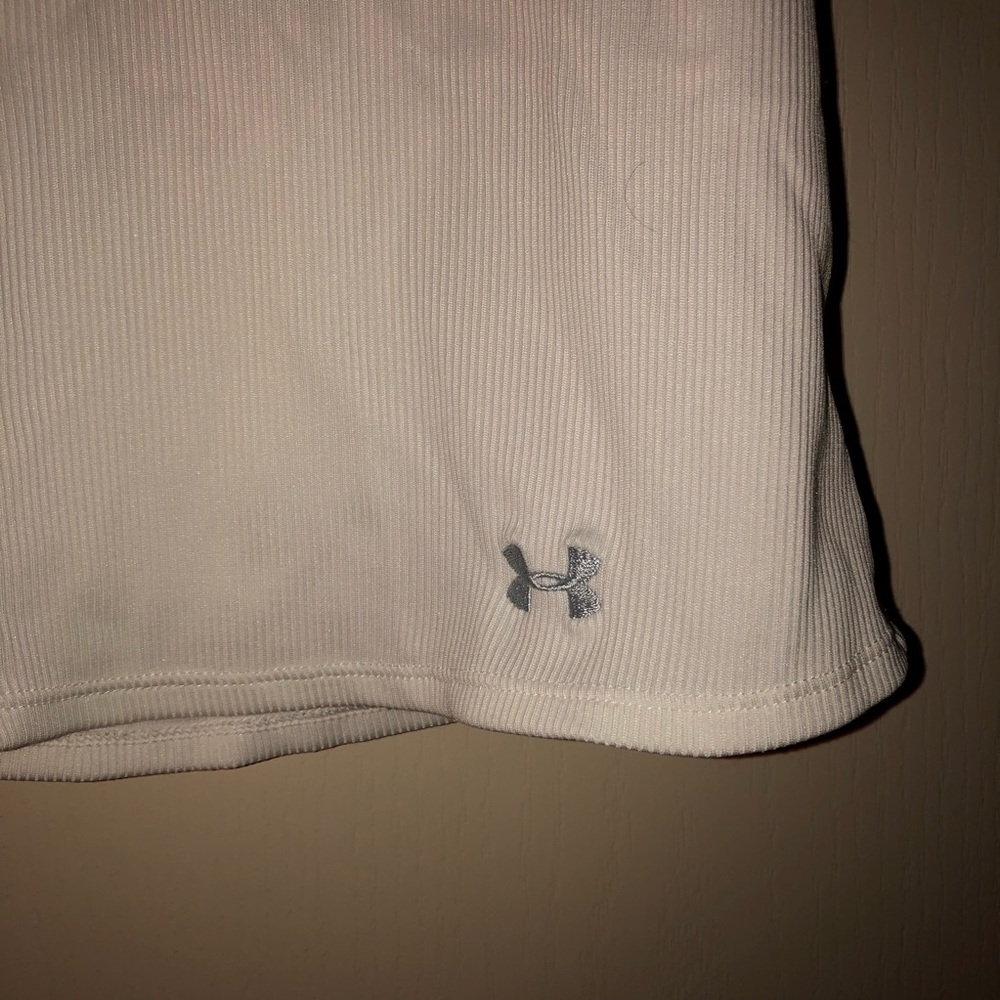 White Under Armour  Workout Tank Top - Picture 2 of 5